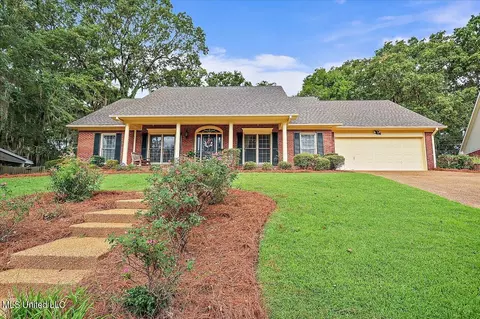 116 Concord Dr, Clinton, MS 39056