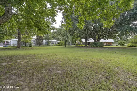 13228 Teague Rd, Saucier, MS 39574 photo 3