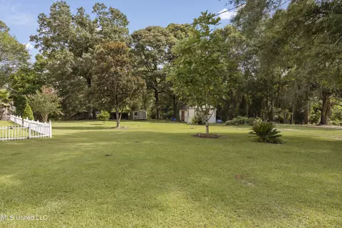 13228 Teague Rd, Saucier, MS 39574 photo 24