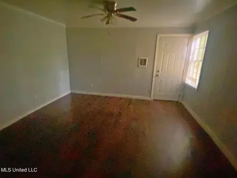 367 Iroquois Ave, Jackson, MS 39206 photo 8