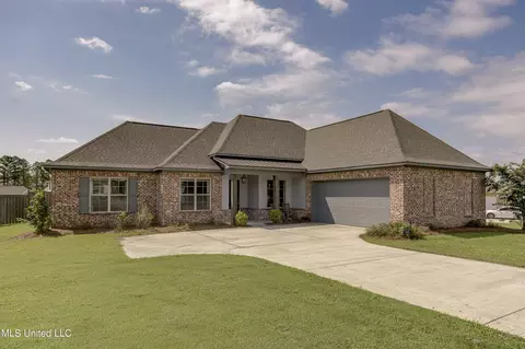 153 Catherine Blvd, Clinton, MS 39056