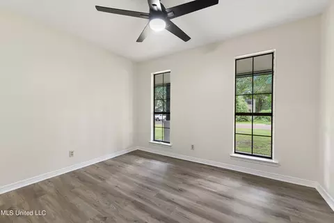 5030 Ridgewood Dr, Moss Point, MS 39563 photo 19