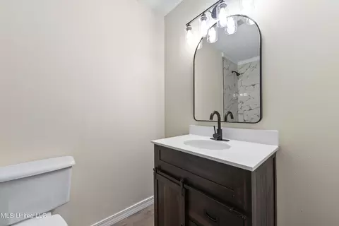 5030 Ridgewood Dr, Moss Point, MS 39563 photo 21