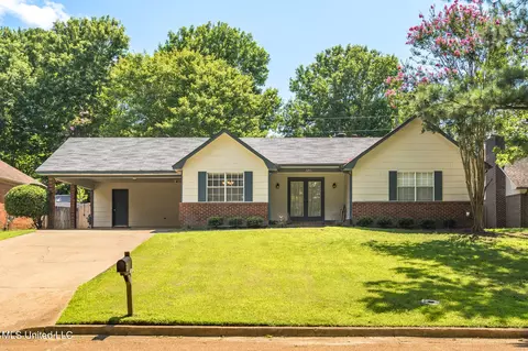 7241 Kingcrest Rd, Olive Branch, MS 38654