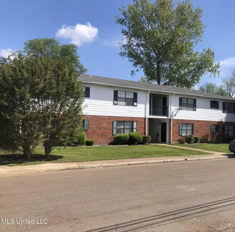 501 Lowery St, Belzoni, MS 39038