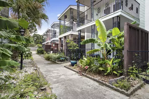 2501 Gulf Ave #17, Gulfport, MS 39501