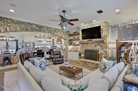 349 Boteler Rd, Florence, MS 39073 photo 10