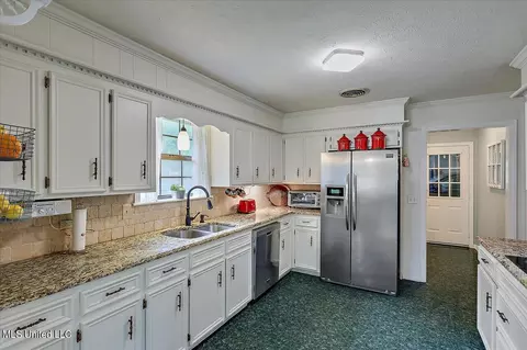 89 Sunline Dr, Brandon, MS 39042 photo 10