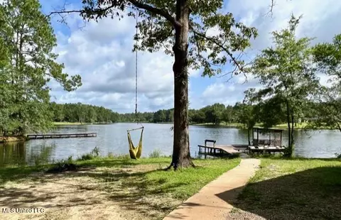 16300 W Lake Dr, Vancleave, MS 39565