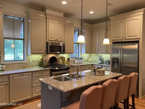 100 Hampton Rdg, Madison, MS 39110 photo 8