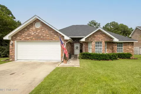 6204 Wimbledon Cv, Ocean Springs, MS 39564