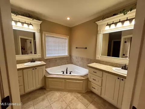 101 Bridgeton Ct, Canton, MS 39046 photo 32