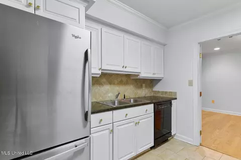 41 Eastbrooke St #41, Jackson, MS 39216 photo 8