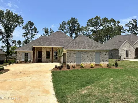 126 Autumn Dr, Madison, MS 39110