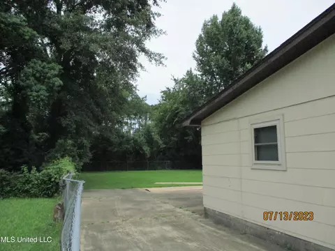 1450 Brinkley Dr, Jackson, MS 39213 photo 21