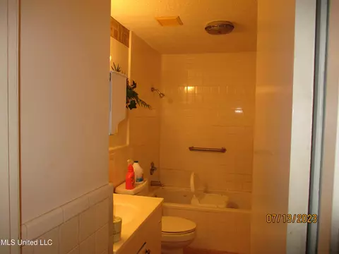 1450 Brinkley Dr, Jackson, MS 39213 photo 14