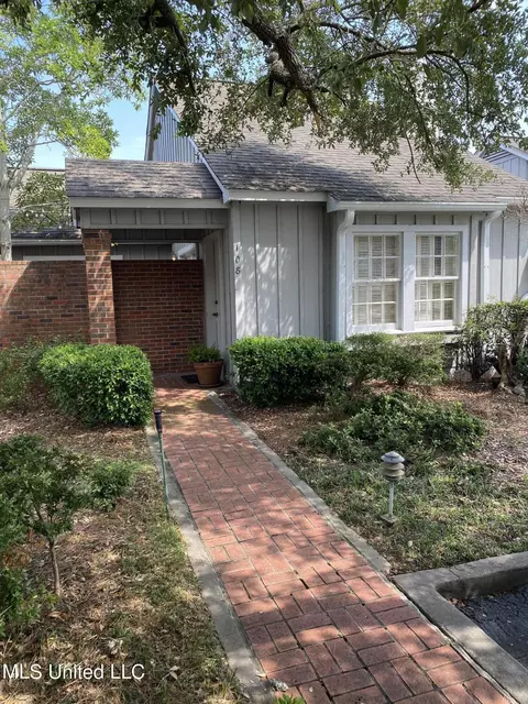 108 River Pl, Jackson, MS 39211 photo 2