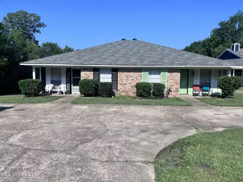 209 Maddox Rd #A/B, Jackson, MS 39212