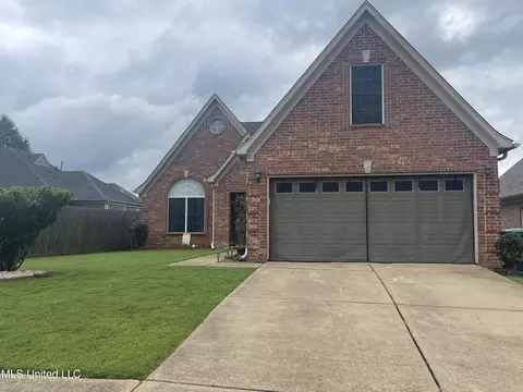 9812 Southern Oak Way, Olive Branch, MS 38654