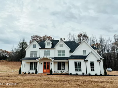 9241 Treadway Creek Dr, Hernando, MS 38632