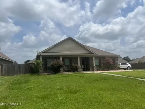 14224 Chartres Dr, Gulfport, MS 39503