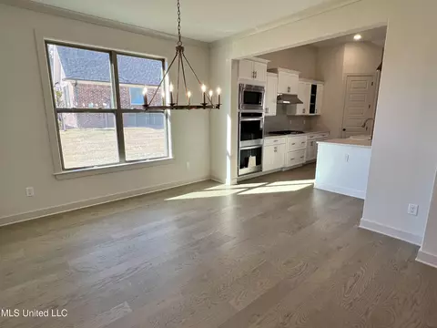 6932 Sunrise Loop S, Olive Branch, MS 38654 photo 5