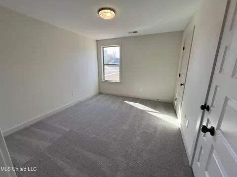 6932 Sunrise Loop S, Olive Branch, MS 38654 photo 18