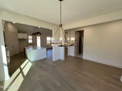 6932 Sunrise Loop S, Olive Branch, MS 38654 photo 6
