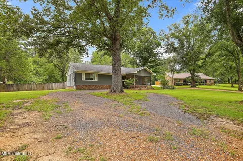 1122 Davis Cv, Jackson, MS 39209 photo 3