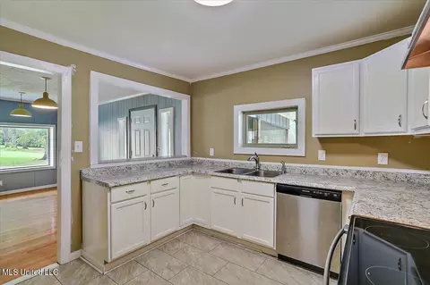1122 Davis Cv, Jackson, MS 39209 photo 11