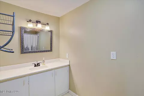 1122 Davis Cv, Jackson, MS 39209 photo 17