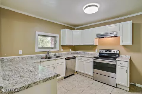 1122 Davis Cv, Jackson, MS 39209 photo 9
