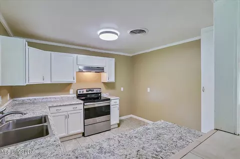 1122 Davis Cv, Jackson, MS 39209 photo 12
