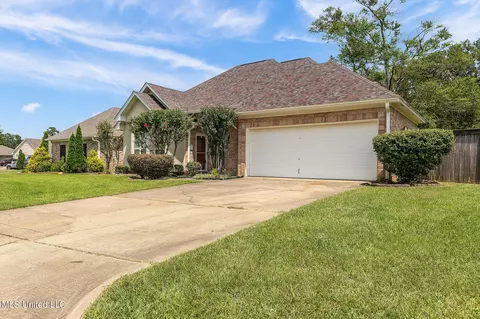 254 E Meade St, Pearl, MS 39208 photo 1