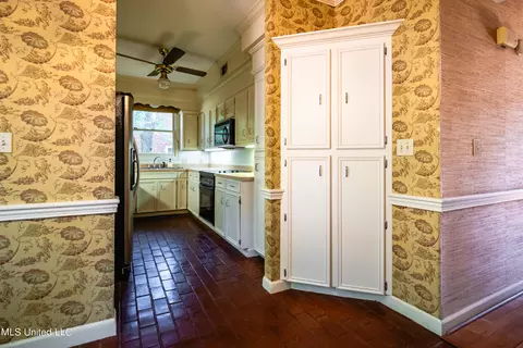 1703 Pine St, Jackson, MS 39202 photo 10