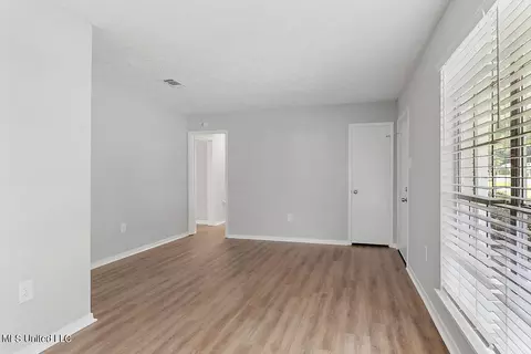 403 Brenmar St, Brandon, MS 39042 photo 5