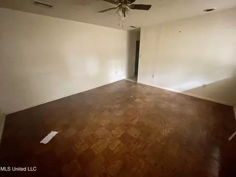 3306 Longwood Dr, Jackson, MS 39212 photo 3