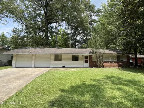 3306 Longwood Dr, Jackson, MS 39212 photo 1