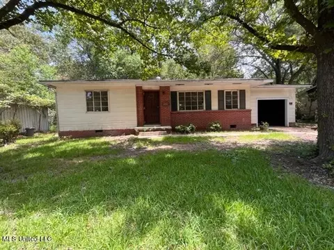 2536 Belvedere Dr, Jackson, MS 39204
