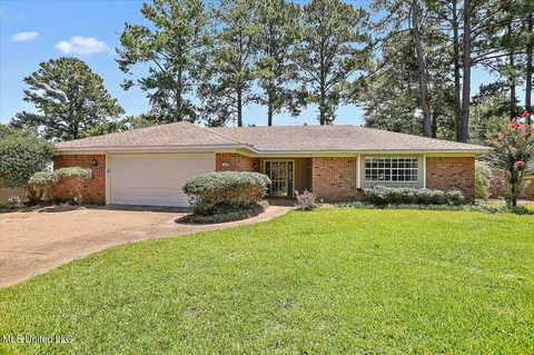 146 Fern Valley Rd, Brandon, MS 39042