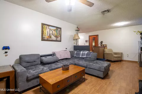 7047 Lesusky Rd, Long Beach, MS 39560 photo 3