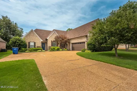 6727 Terry Chase, Olive Branch, MS 38654