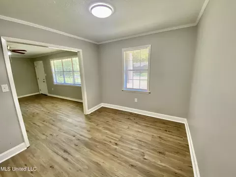 327 Reed Ave, Jackson, MS 39206 photo 7