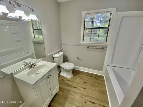 327 Reed Ave, Jackson, MS 39206 photo 12