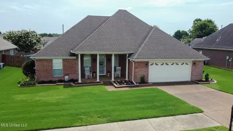 7390 Ivy Trails Cv, Olive Branch, MS 38654