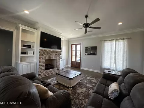 213 Warwick Dr, Brandon, MS 39042 photo 6