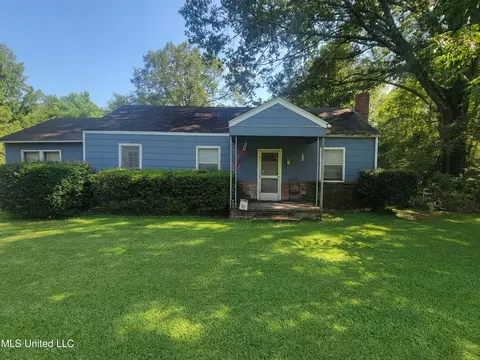 1133 Mccluer Rd, Jackson, MS 39212