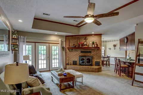 1136 Double Shovel Dr, Hernando, MS 38632 photo 5