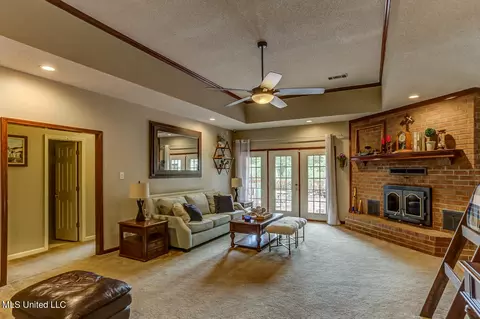 1136 Double Shovel Dr, Hernando, MS 38632 photo 4