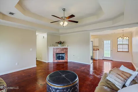 125 Cedarstone Dr, Terry, MS 39170 photo 8